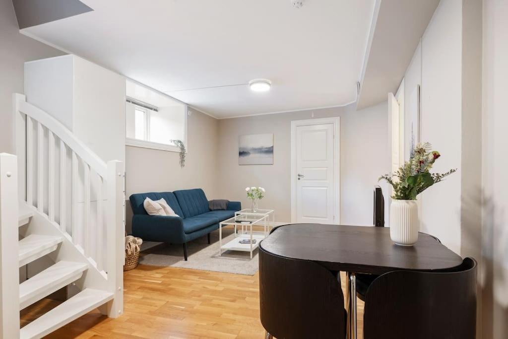 New! Modern City Apt: Central W/ Private Entrence 베르겐 외부 사진